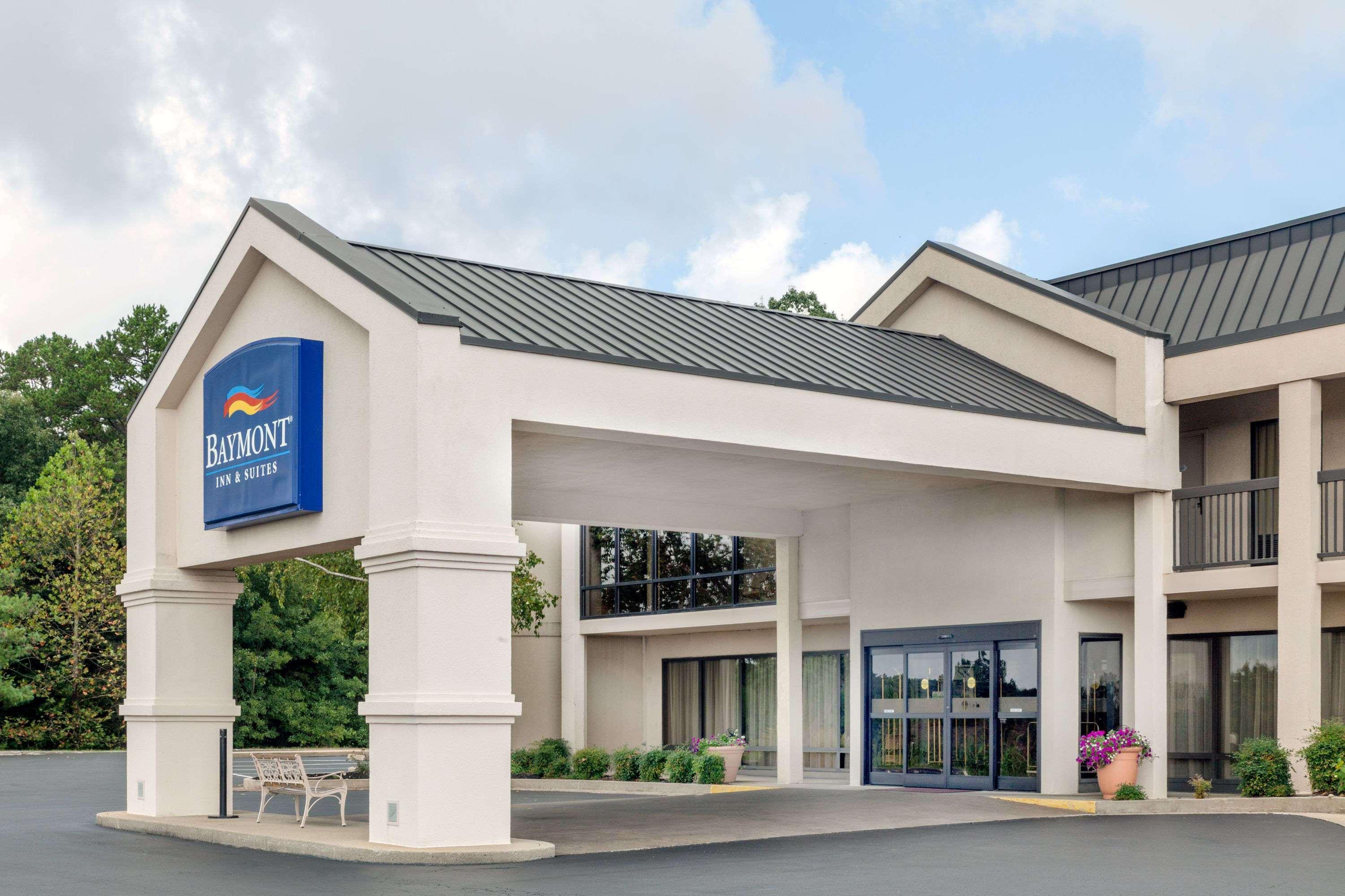 Baymont By Wyndham London Ky Motel Exterior photo